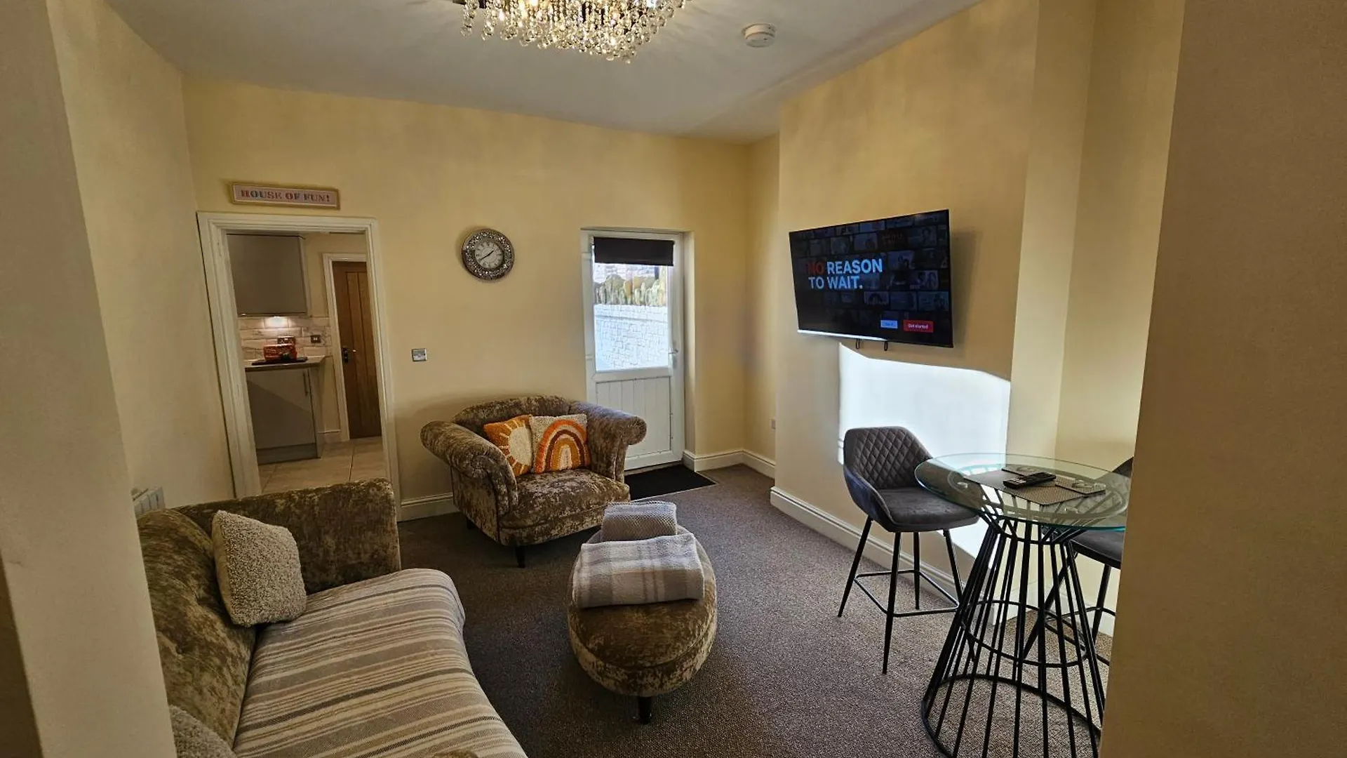 Deacon View Villa Widnes