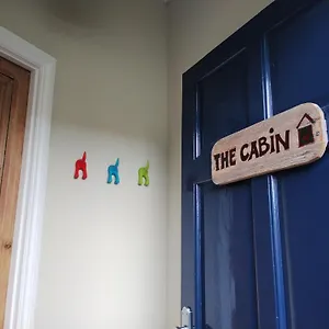 the-cabin-great-viewsgardenclose-to-town-quiet.yorkshirehotels.net/